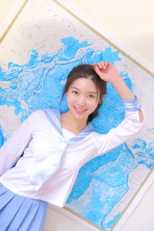 我和我的两个小婕子同居